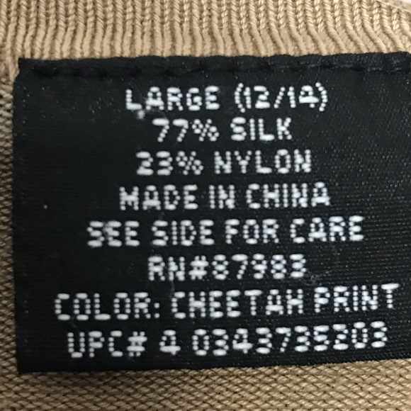 George Brown & Animal Cheetah Print Blouse
3/4 Sleeve
Large
77% Silk 23% Nylon - Picture 13 of 13